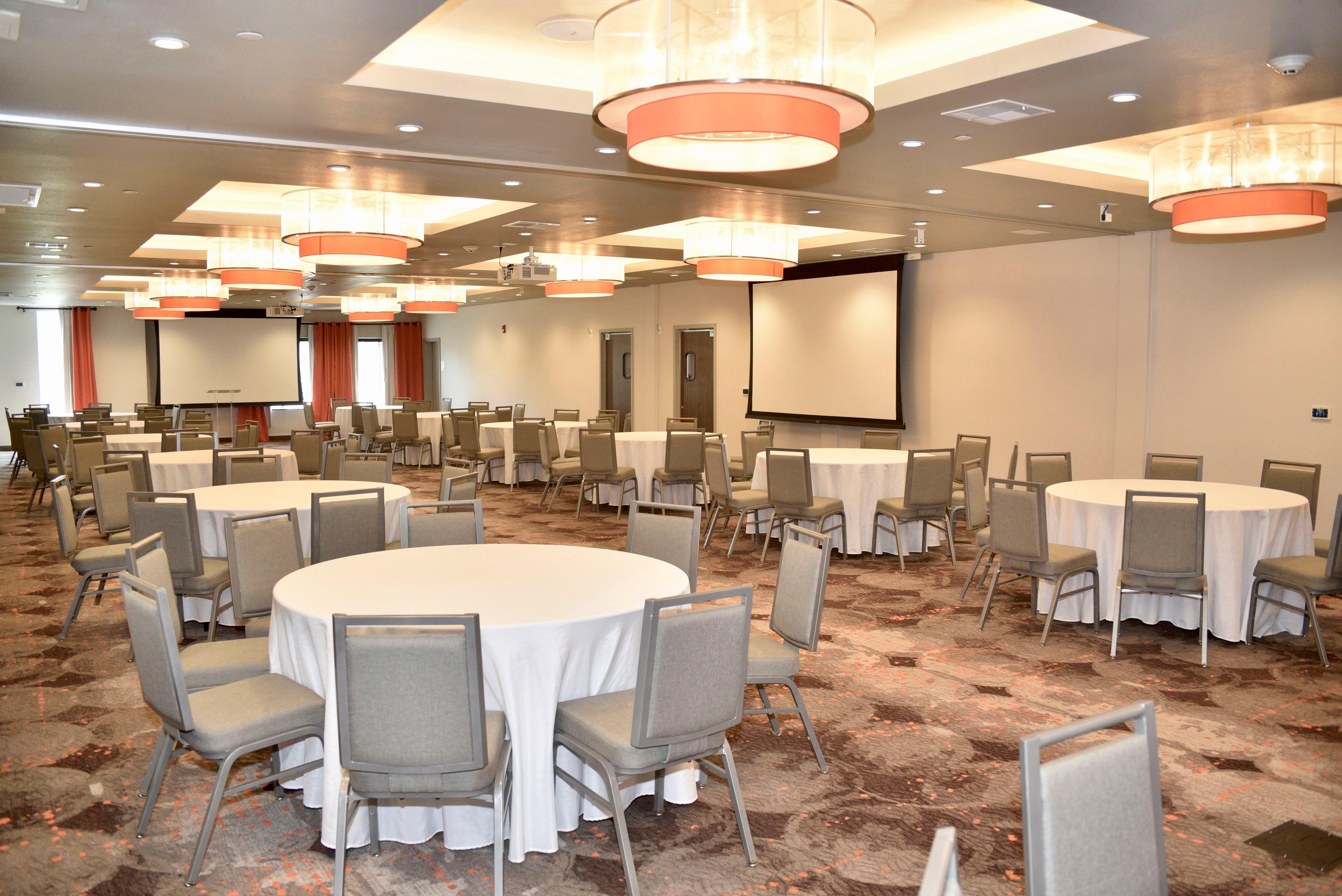 Holiday Inn Windsor - Wine Country By Ihg Экстерьер фото